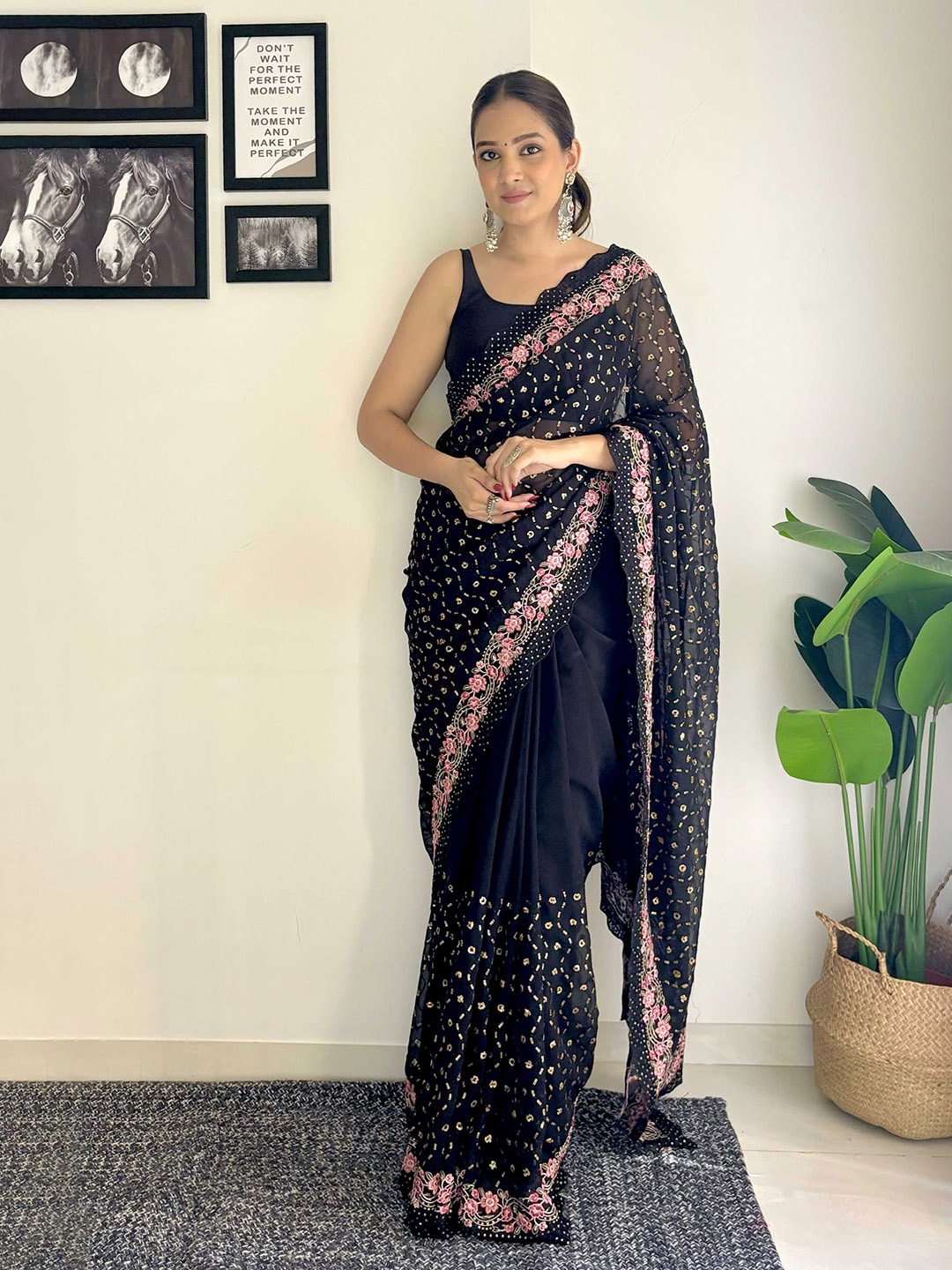 

Mitera Ethnic Motifs Embroidered Sequinned Saree, Black