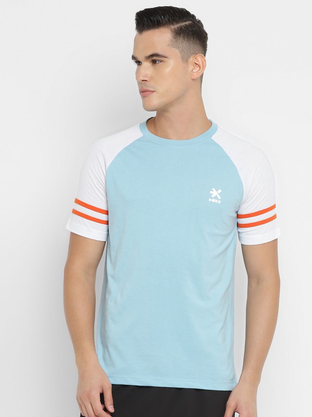 

HRX by Hrithik Roshan Men Colourblocked Pockets T-shirt, Blue