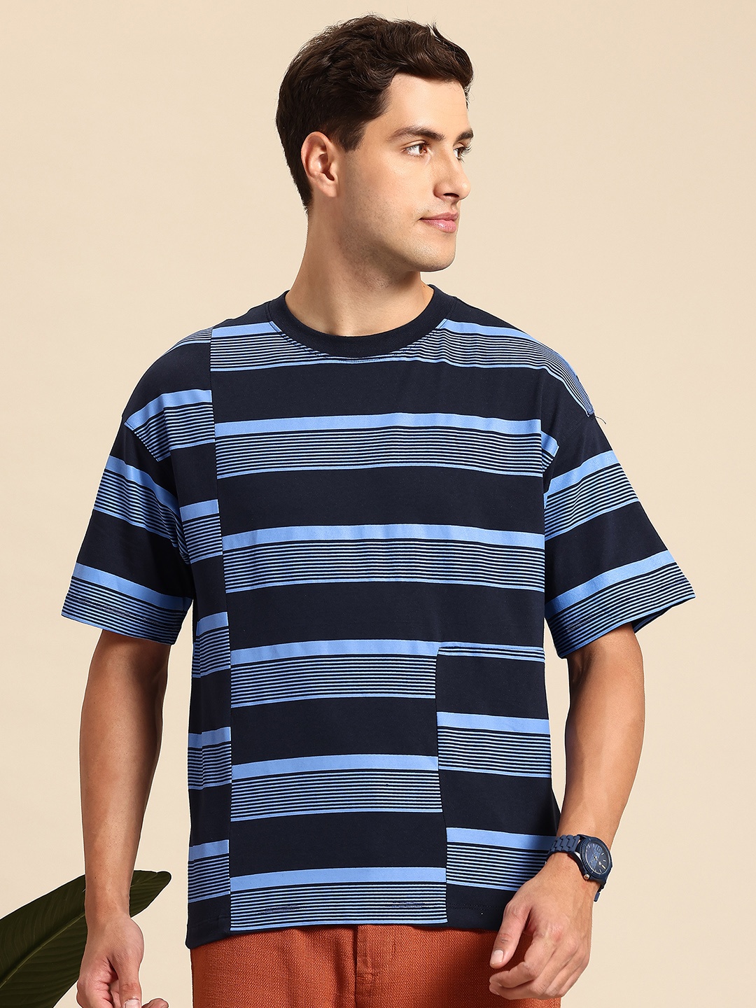 

Mast & Harbour Striped Drop-Shoulder Sleeves T-shirt, Navy blue