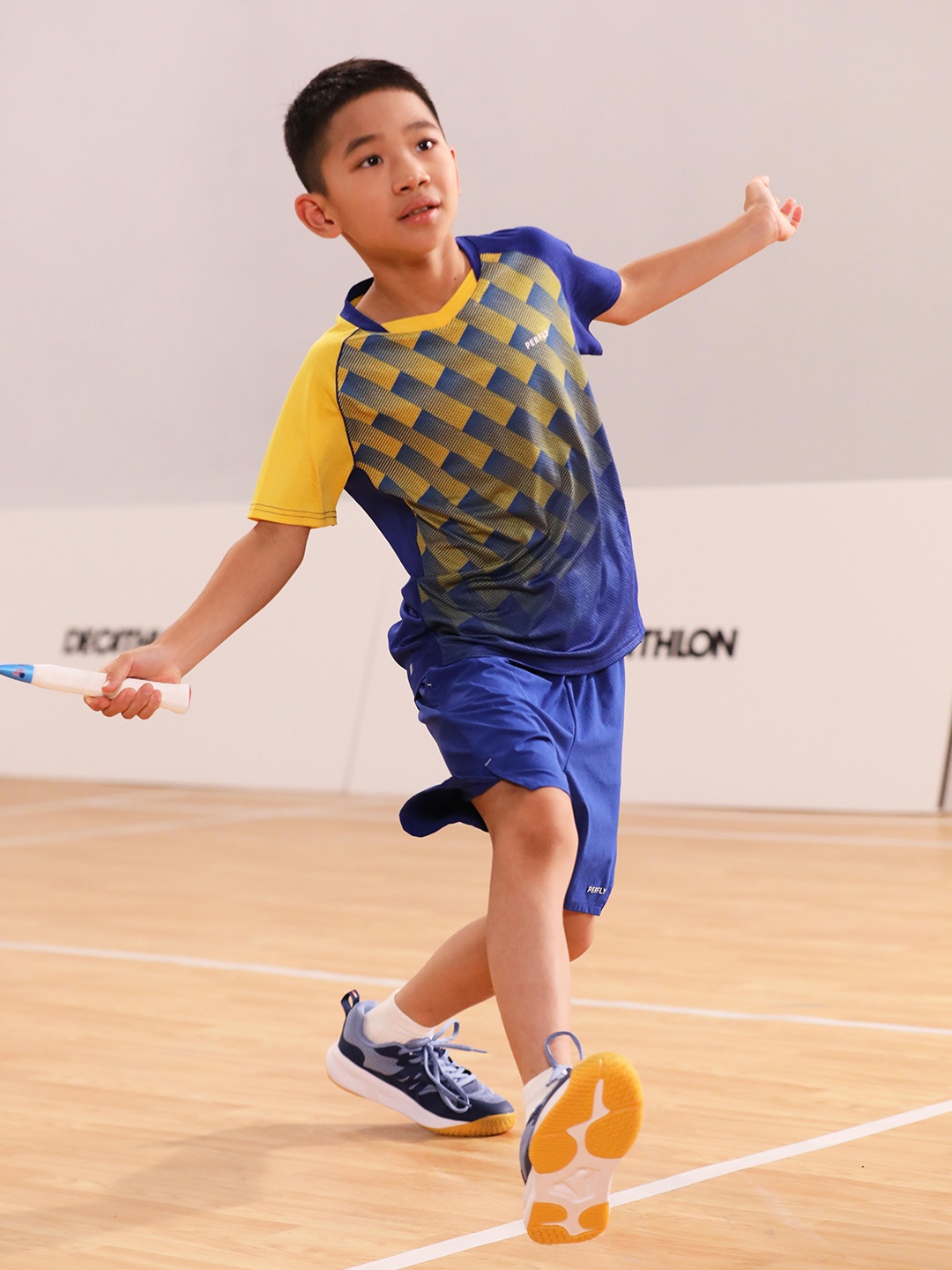 

PERFLY By Decathlon Kids Unisex Yellow Blue Colourblocked Badminton T-Shirt