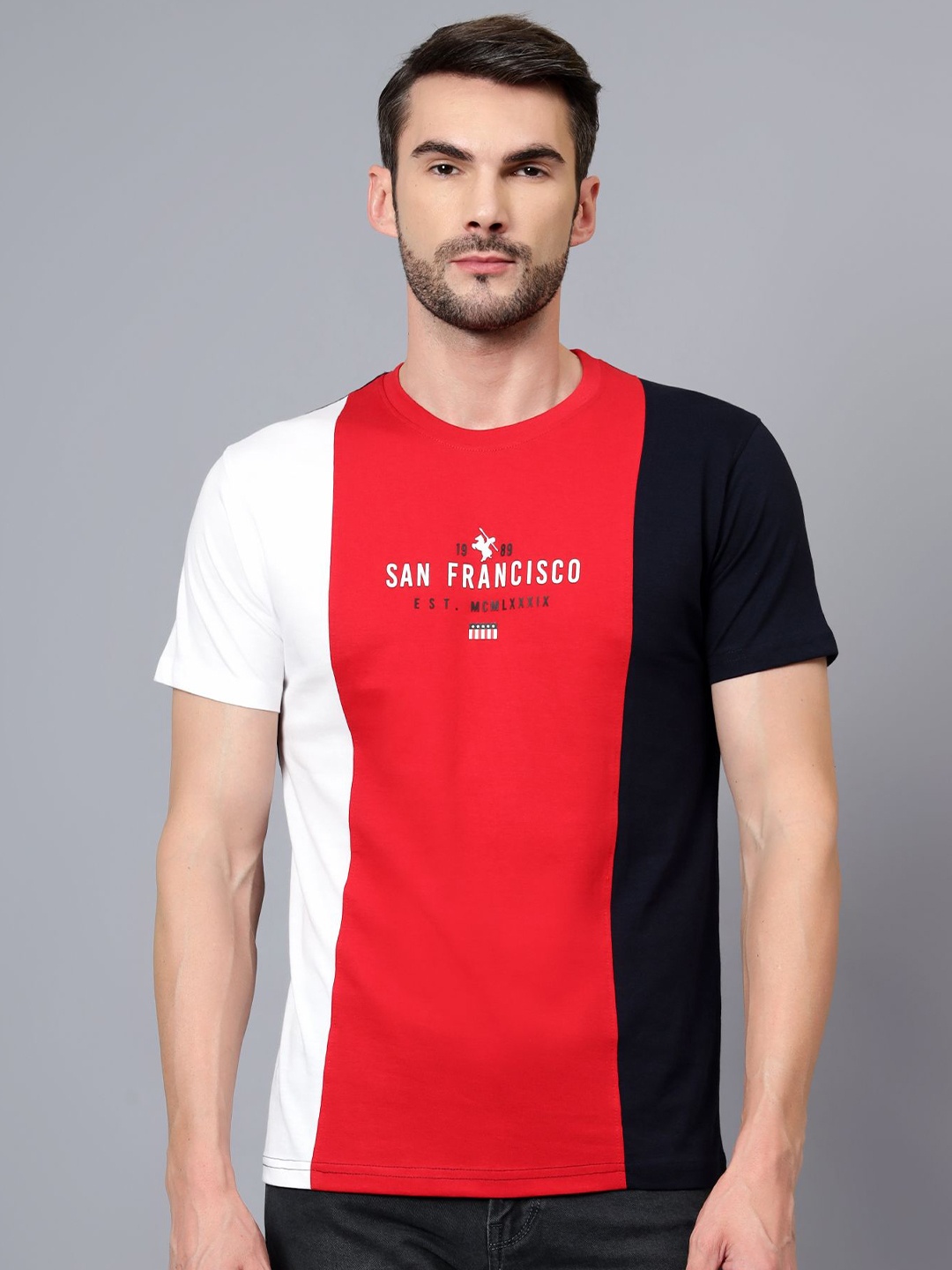 

Cantabil Men Colourblocked Applique T-shirt, Red
