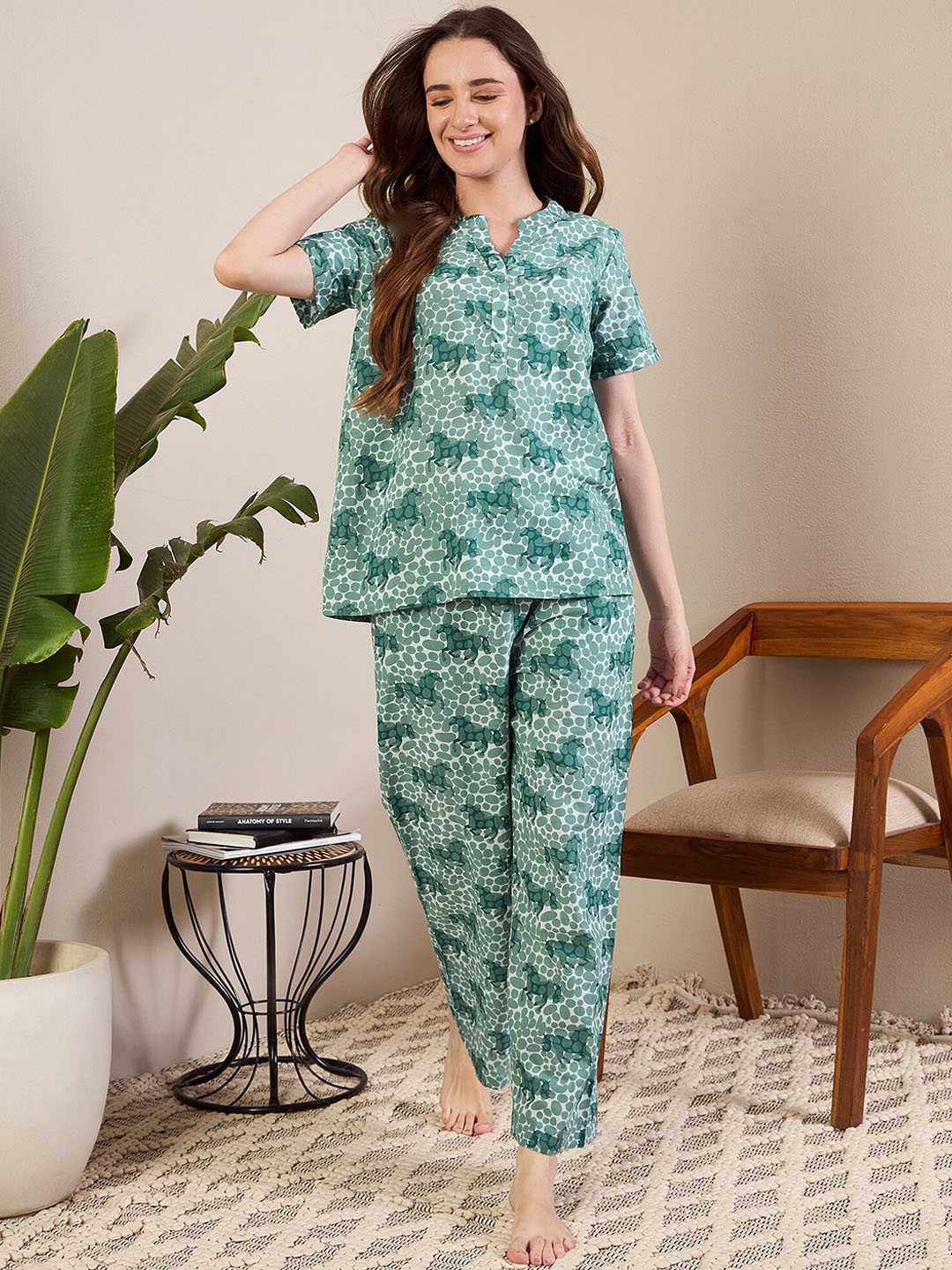 

July Mandarin Collar Short Sleeves Printed Night suit, Green