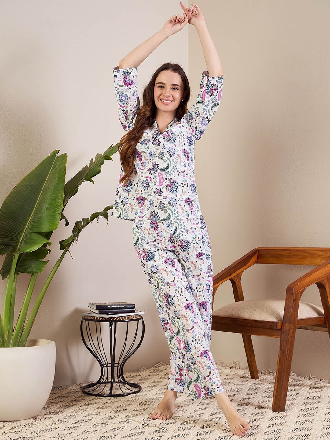 

July Floral Printed Night suit, White