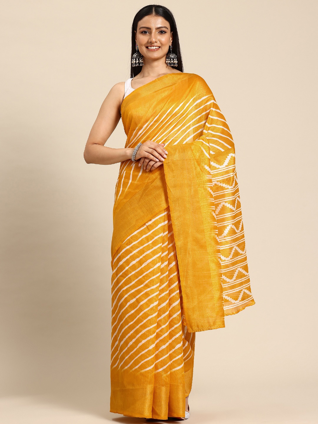 

HERE&NOW Leheriya Printed Zari Saree, Yellow