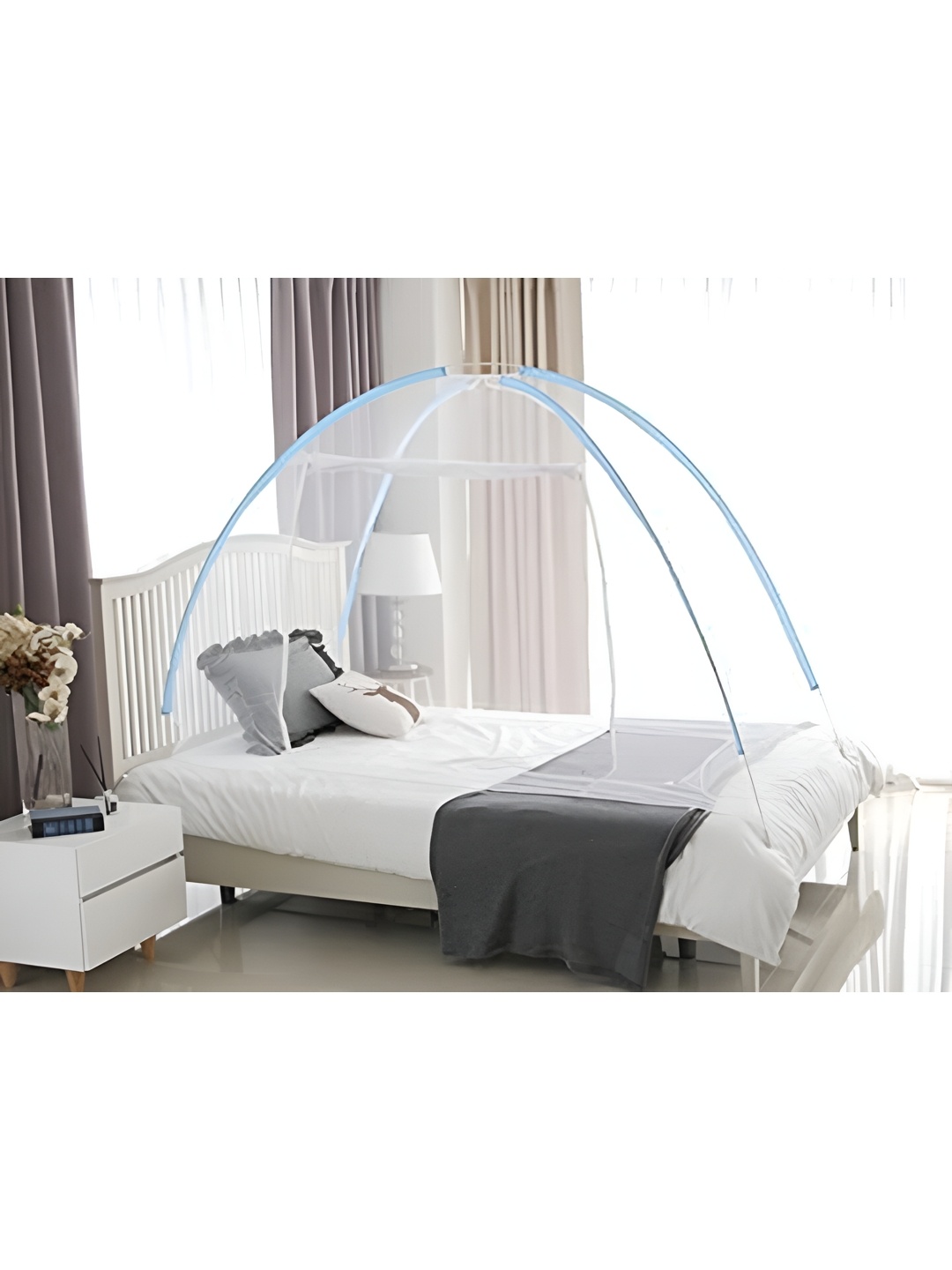 

Evafly Blue & White Single Bed Size Foldable Tent Mosquito Net