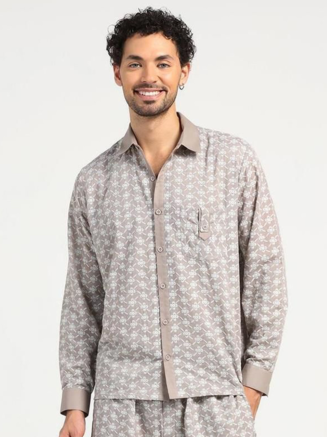 

LELA Men Standard Floral Opaque Printed Party Shirt, Taupe