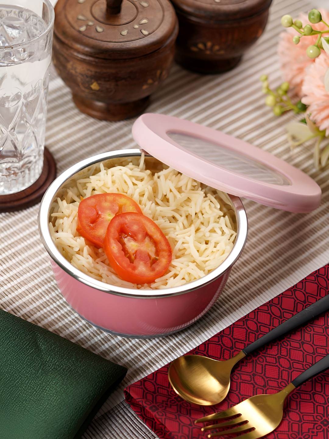 

ceradeco 2-Pcs Stainless Steel Bowl With Airtight Lid, Pink