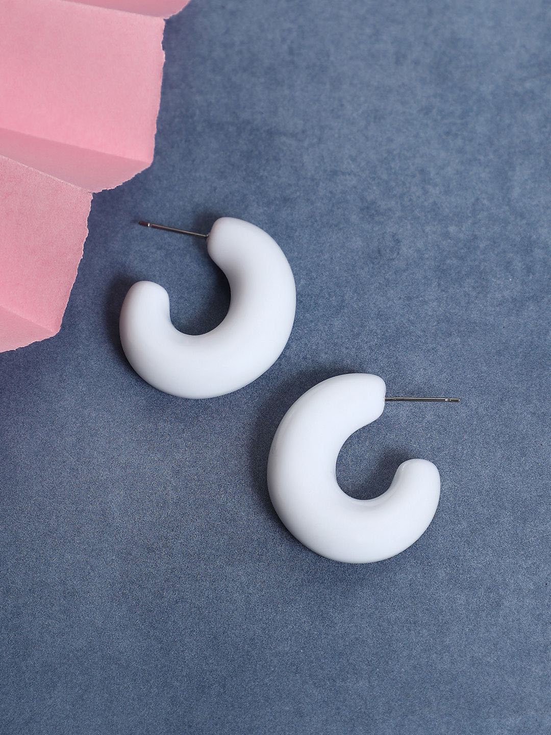 

SOHI Contemporary Half Hoop Earrings, White
