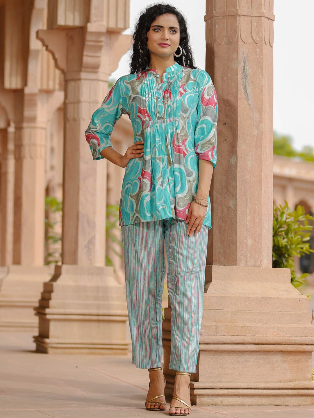 

LALI JAIPUR Abstract Printed Pin Tuck Mandarin Collar Pure Cotton Tunic With Trousers, Turquoise blue