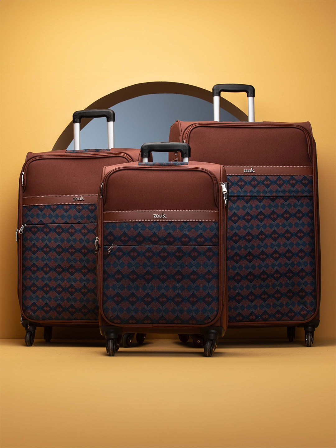 

ZOUK Periyar Waves Set of 3 Avasa Trolley Bags-Cabin, Medium & Large, Brown
