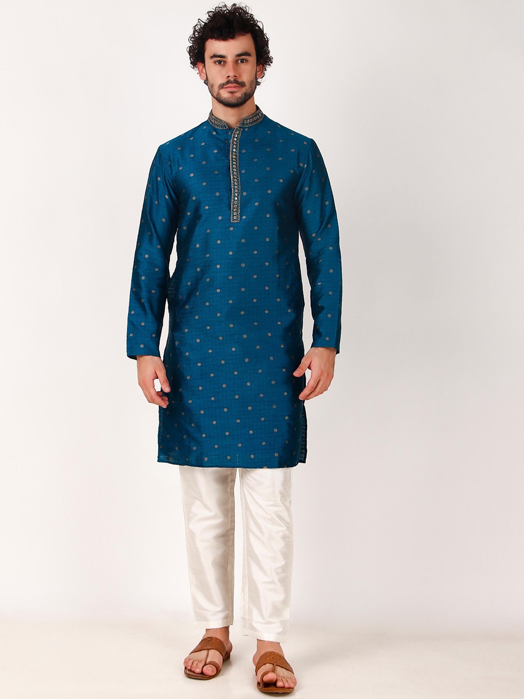 

Koshin Woven Design Regular Sequinned Straight Kurta With Pyjamas, Teal