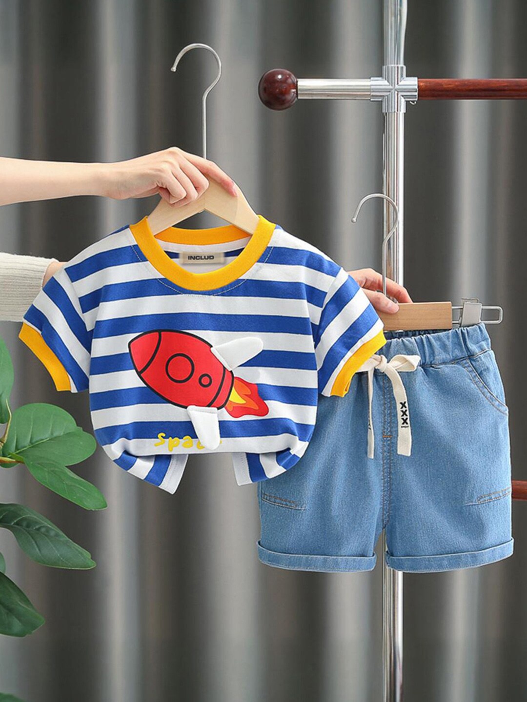 

INCLUD Boys Striped T-shirt With Short, Blue