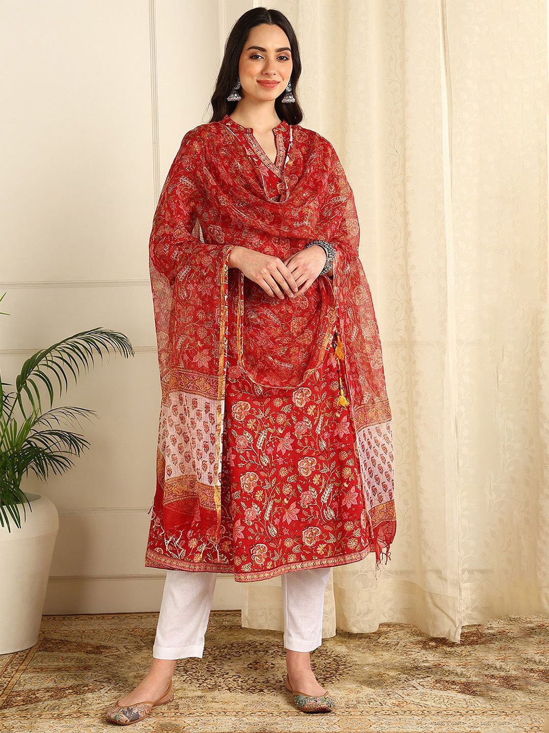 

Tahiliya Floral Printed Cotton Dupatta, Red