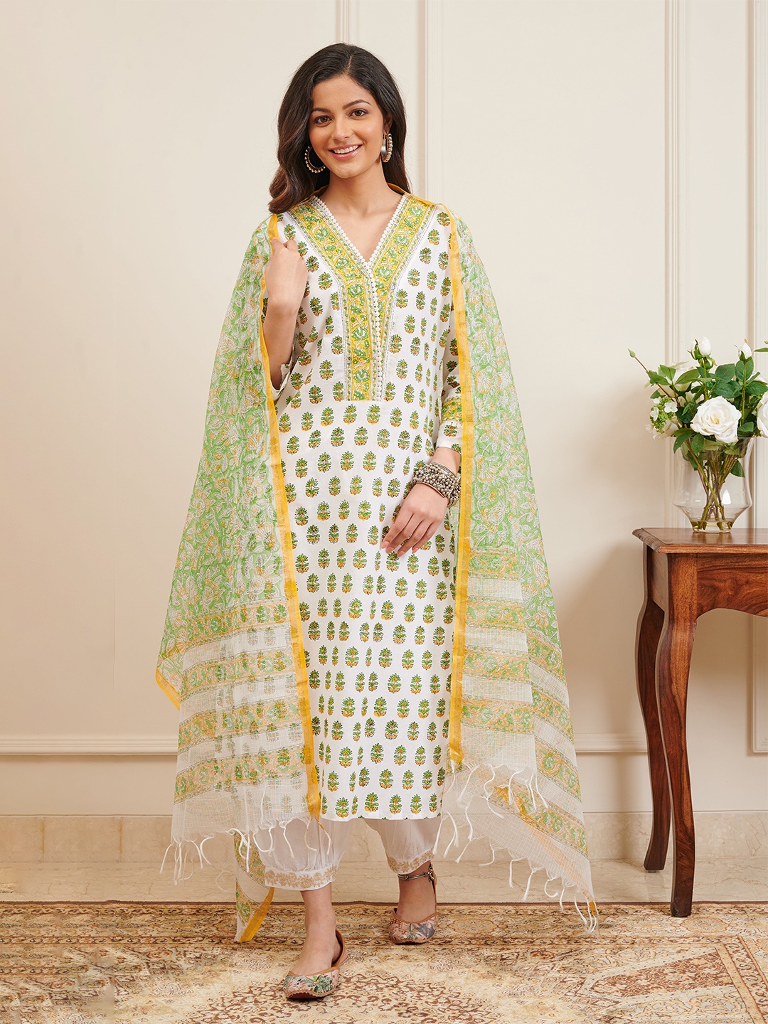 

Tahiliya Printed Cotton Dupatta, Yellow