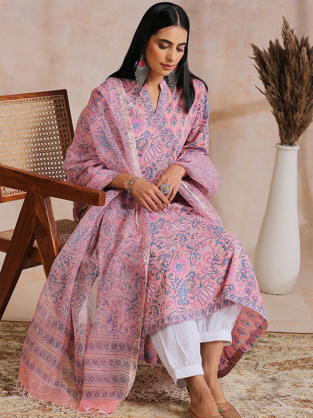 

Tahiliya Floral Printed Tasselled Cotton Dupatta, Pink