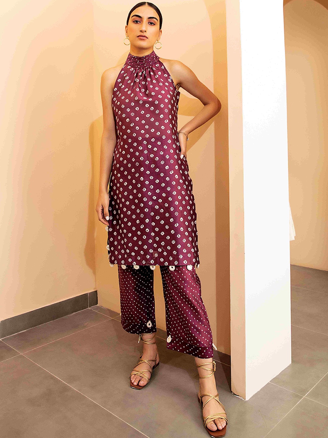 

Seeaash Bandhani Printed Straight Kurta with Trousers, Purple