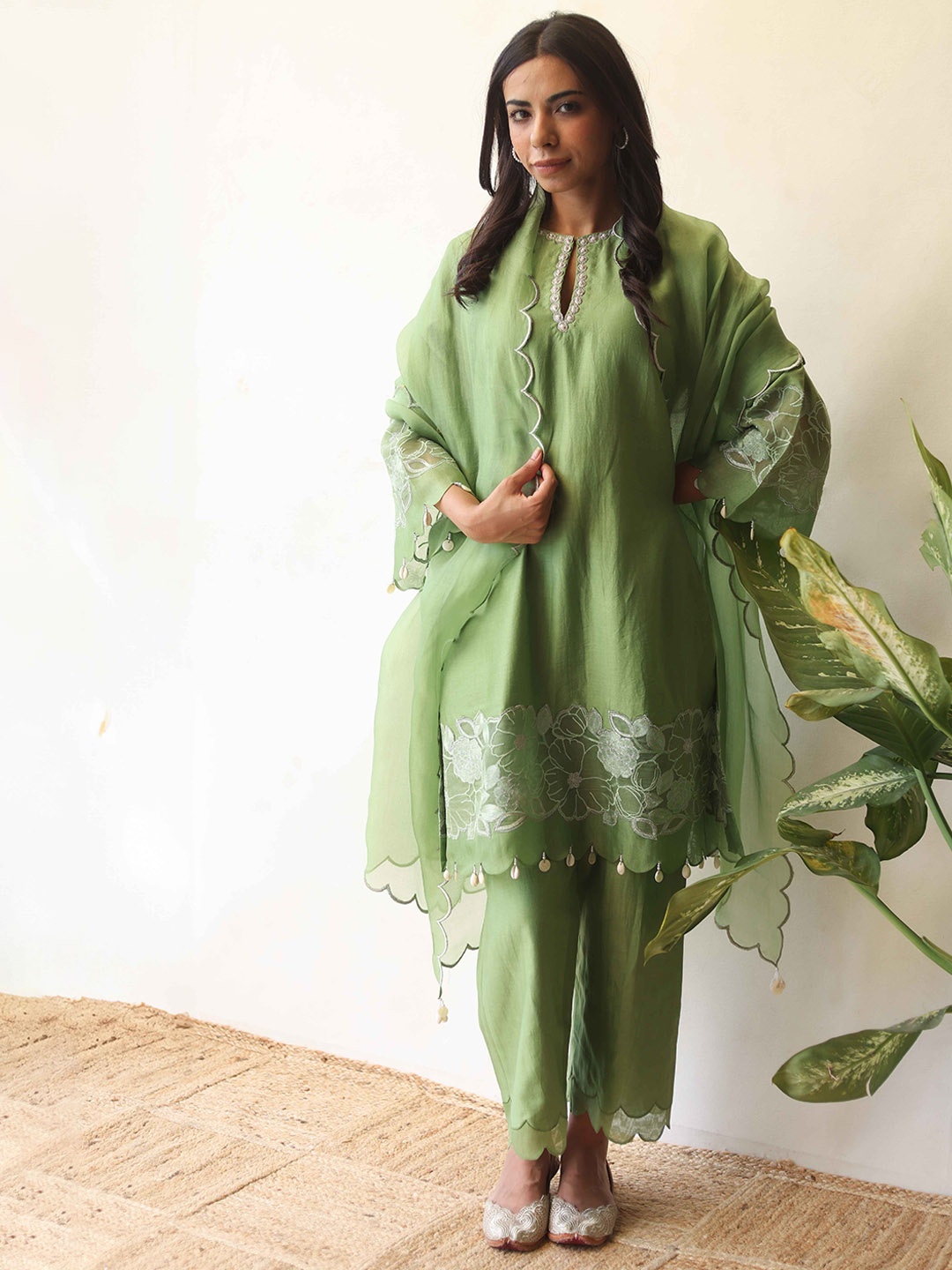

Seeaash Floral Embroidered Straight Beads and Stones Kurta with Trousers & Dupatta, Green