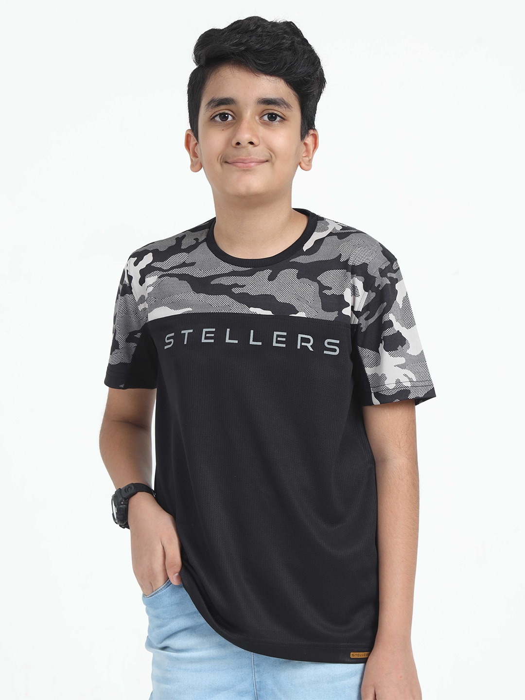 

STELLERS Boys Printed Applique T-shirt, Black
