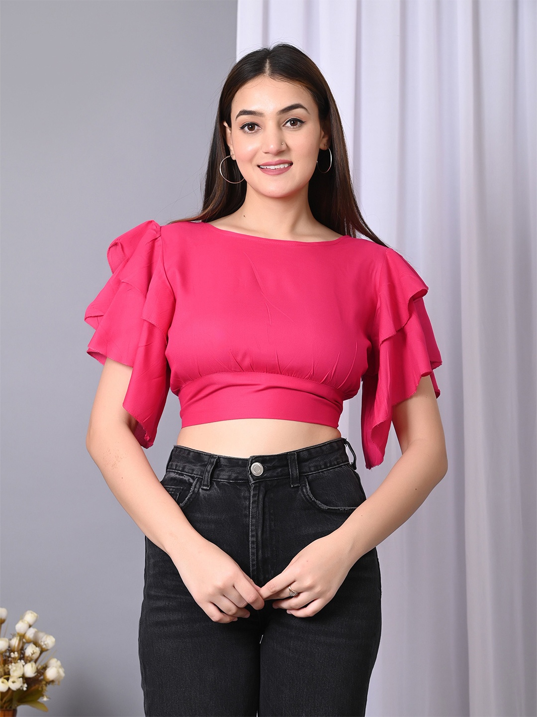 

IQRAAR Flutter Women Solid Flutter Sleeve Ruffles Crop Top, Pink