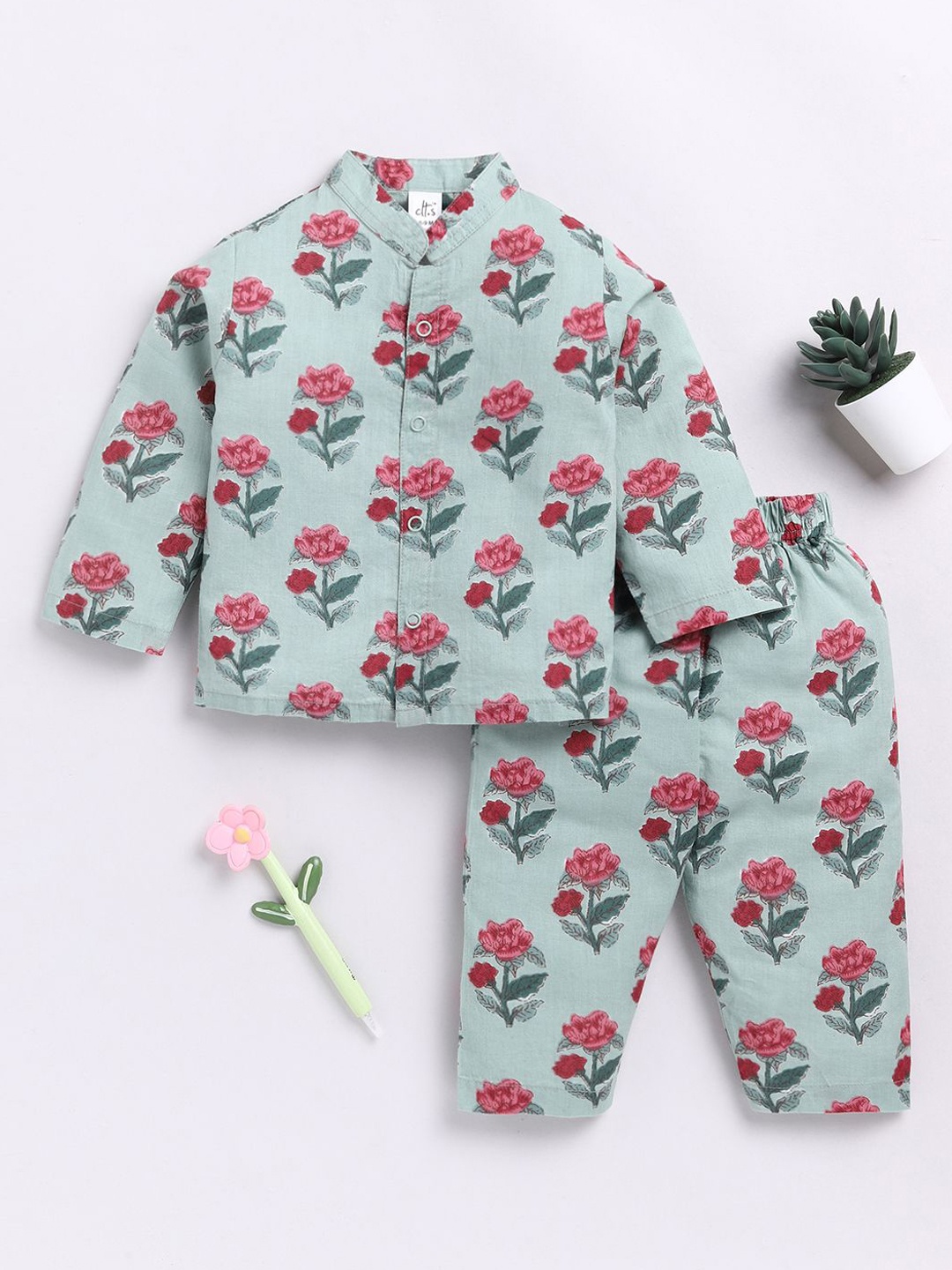 

Clt.s Unisex Kids Floral Printed Pure Cotton Night suit, Green
