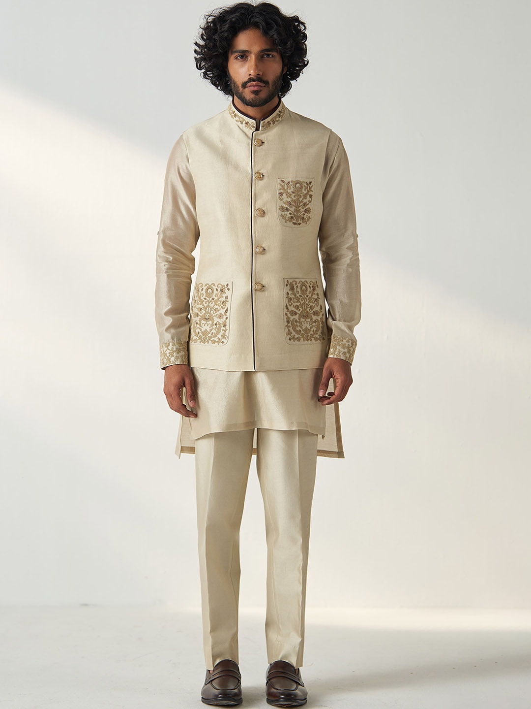 

STUDIO BAGECHAA Embroidered Woven Nehru Jacket, Gold