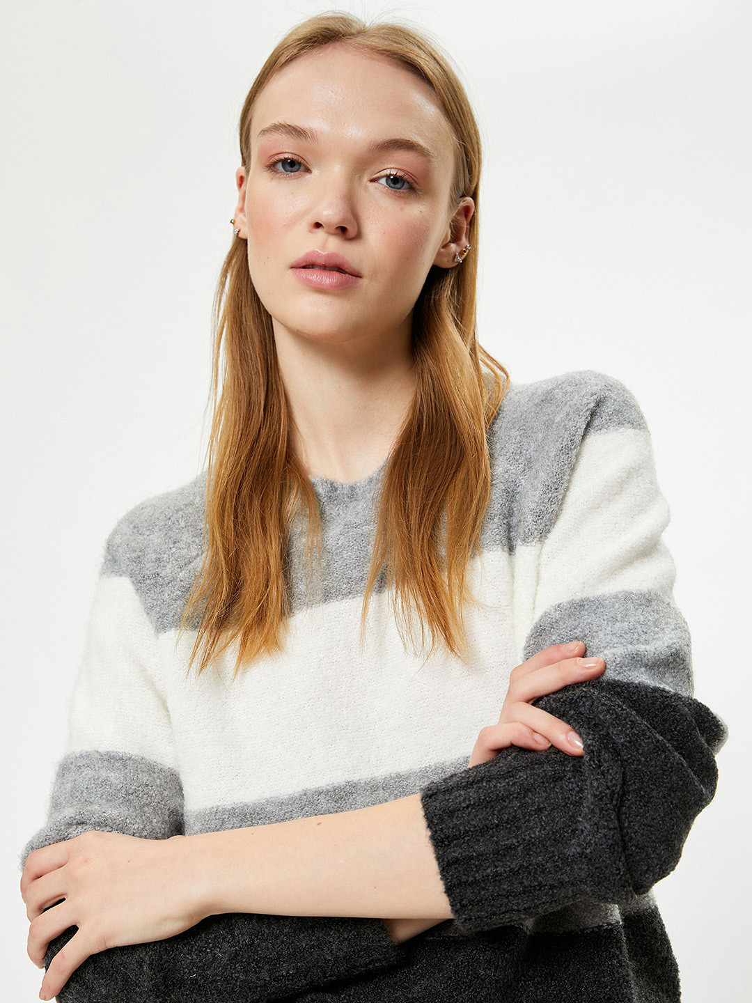 

Koton Women Colourblocked Pullover, Grey