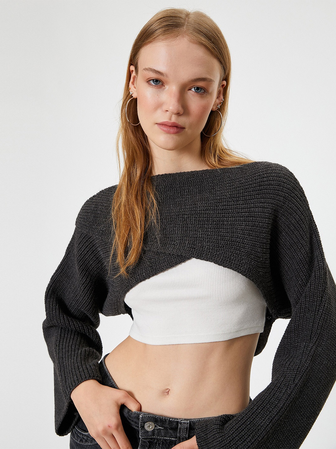

Koton Women Ribbed Crop Pullover Sweaters, Black