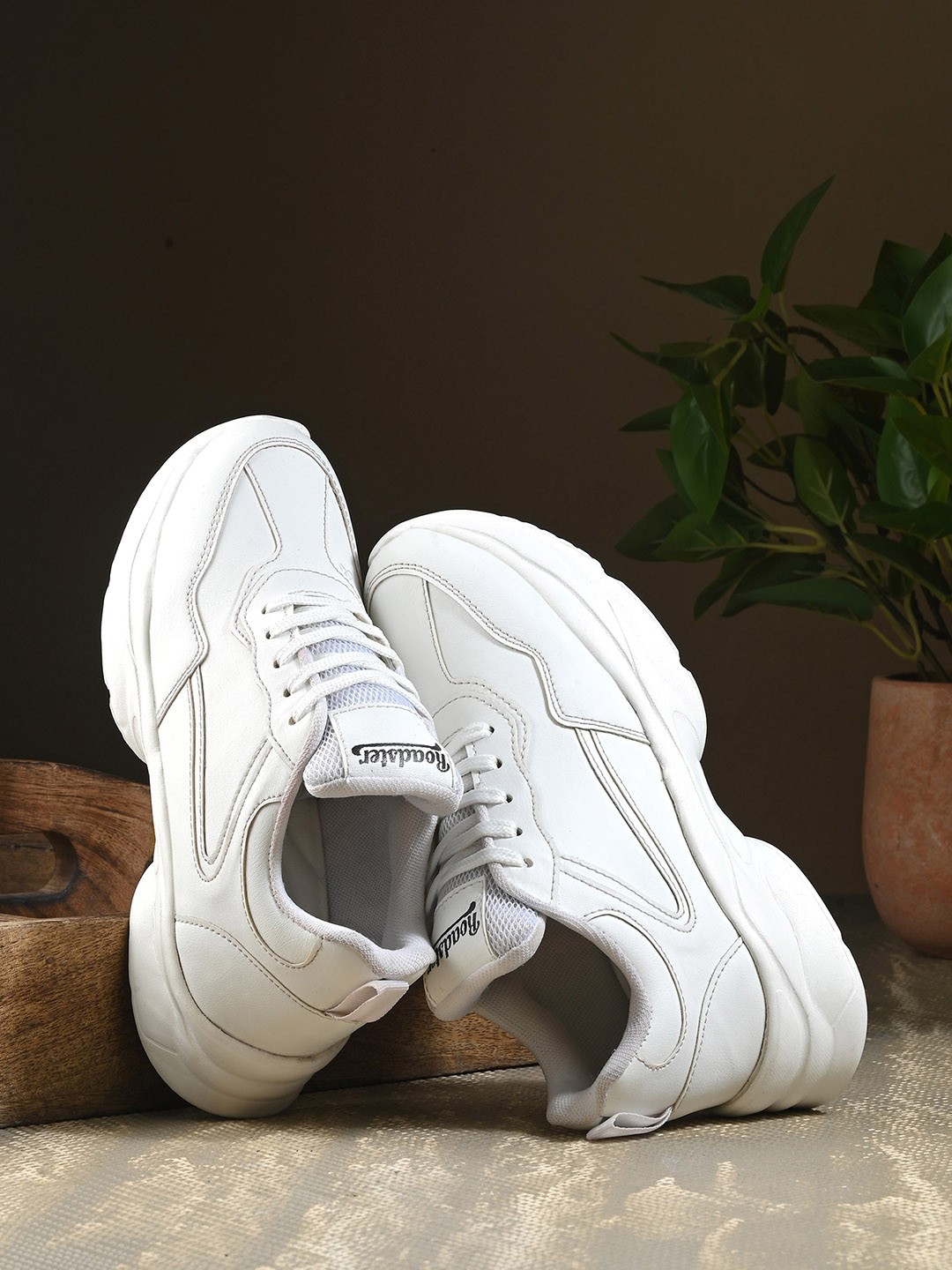 

The Roadster Lifestyle Co. Women White Round Toe Comfort Insole Lightweight Sneakers