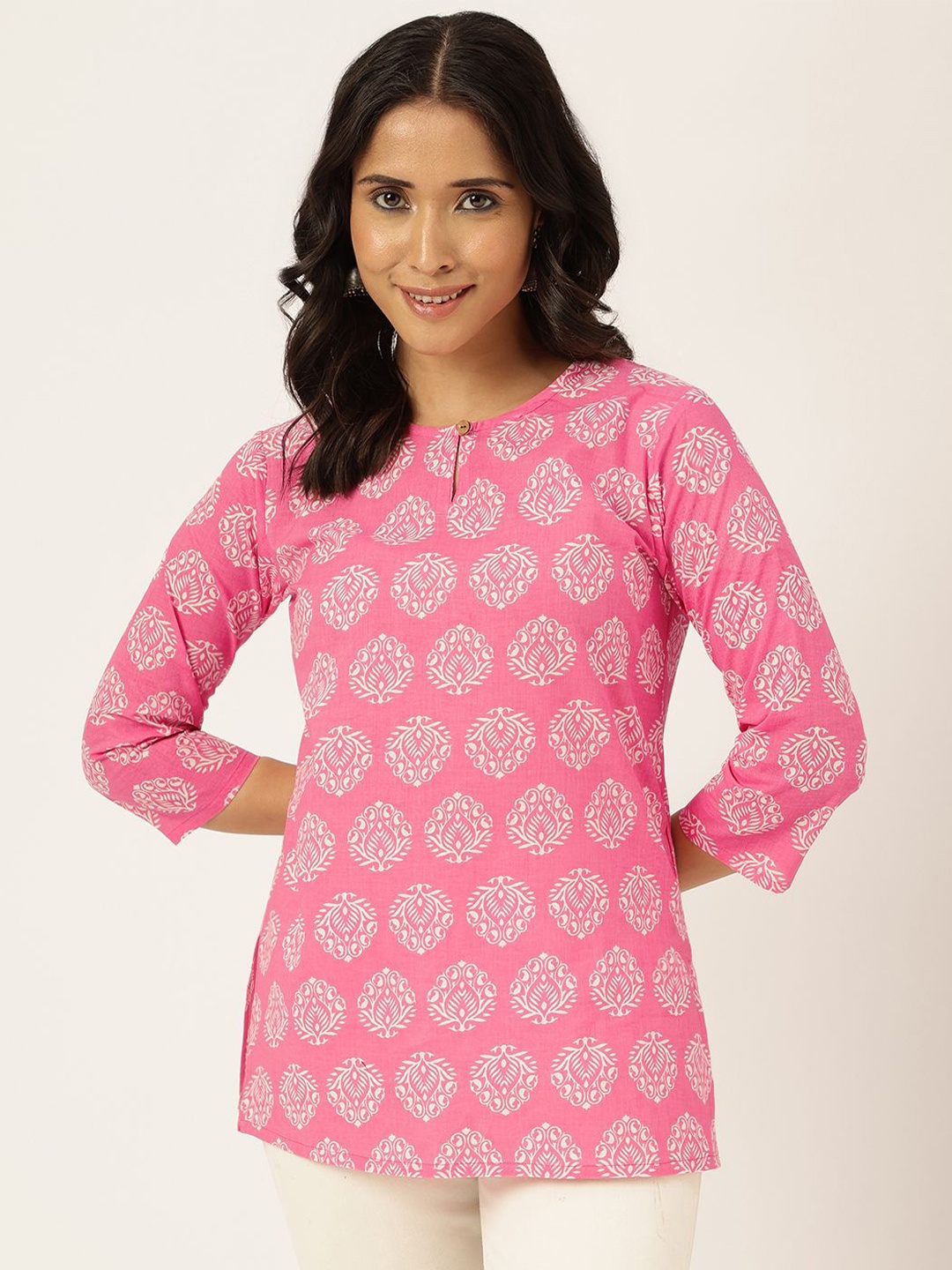 

SPARSA Printed Keyhole Neck Pure Cotton Top, Pink