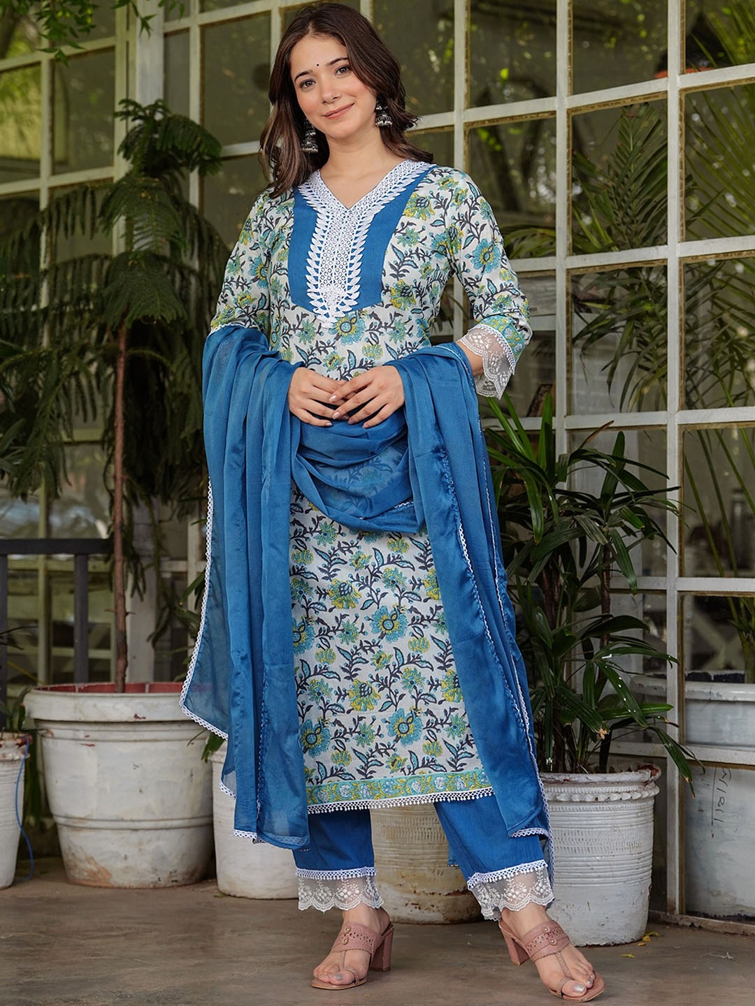 

SK2 Fashion Floral Printed Thread Work Pure Cotton Straight Kurta With Trousers & Dupatta, Blue