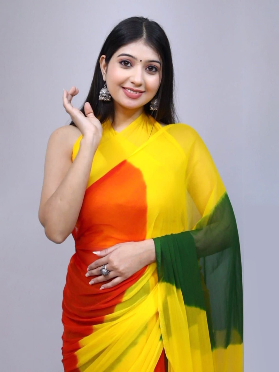 

VL SAREES Colourblocked Pure Chiffon Bandhani Saree, Yellow