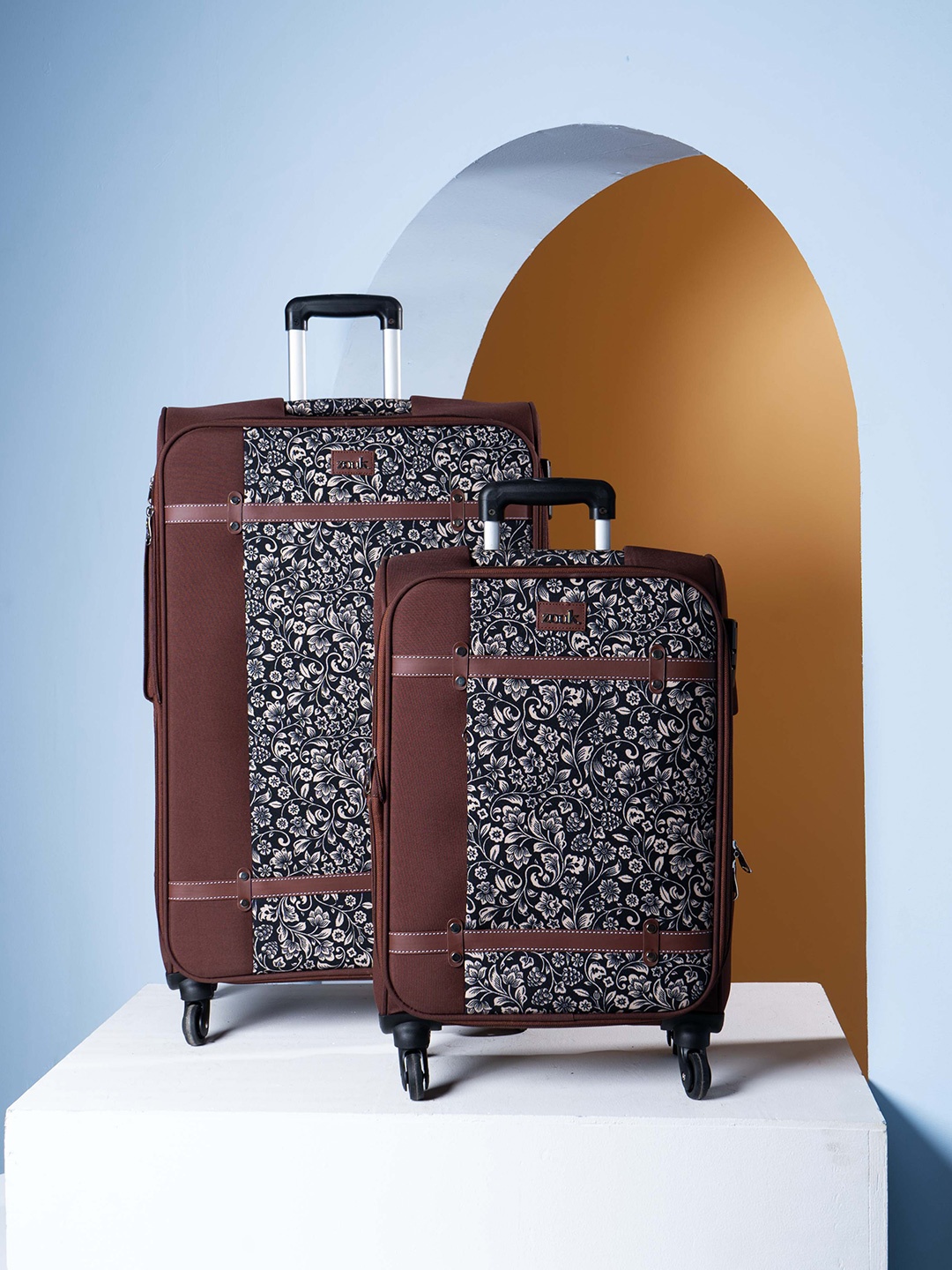 

ZOUK Flomotif Set of 2 Cabin & Large Saira Trolley Bags, Brown