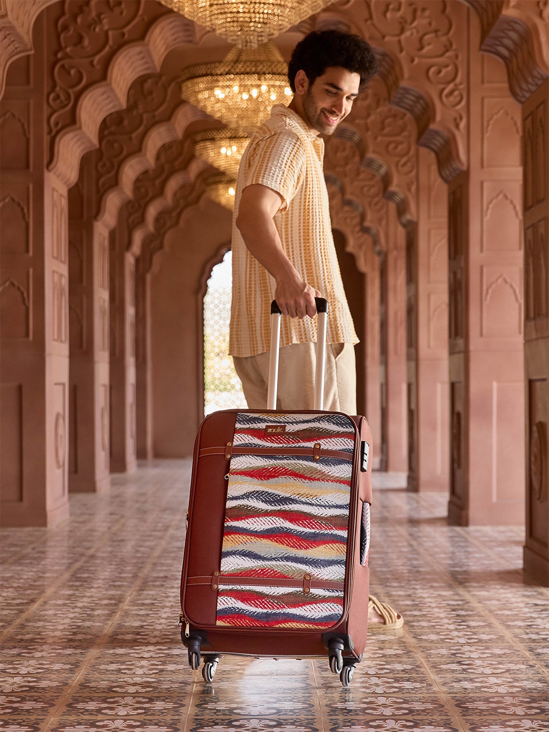 

ZOUK Jaisalmer Dunes Medium Saira Trolley Bag, Brown