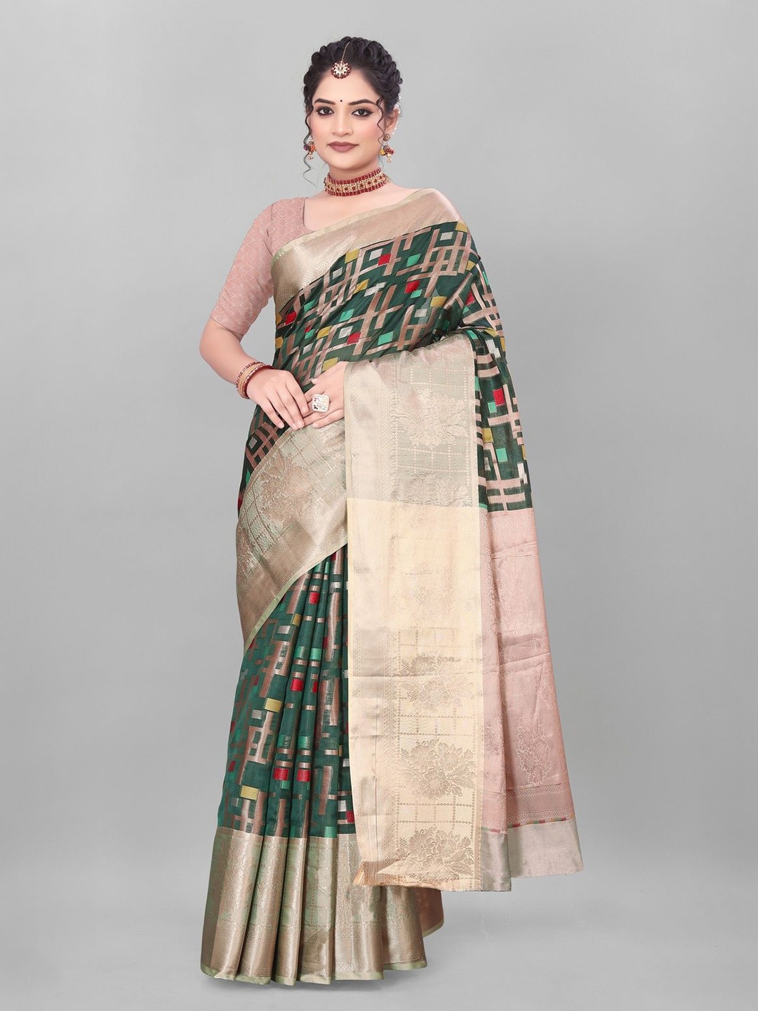 

MAGNEITTA Woven Design Zari Organza Banarasi Saree, Green