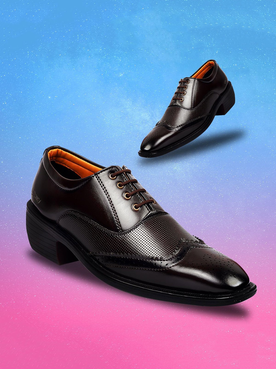 

Bxxy Men Textured Round Toe Formal Brogues, Brown