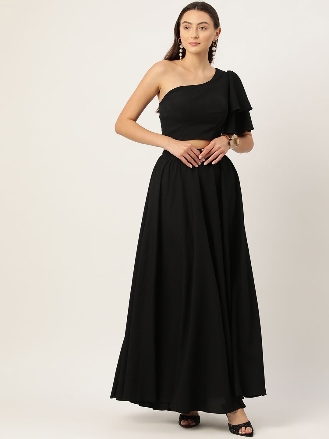 

Sleek Italia Black One Shouldered Top & Flared Skirt