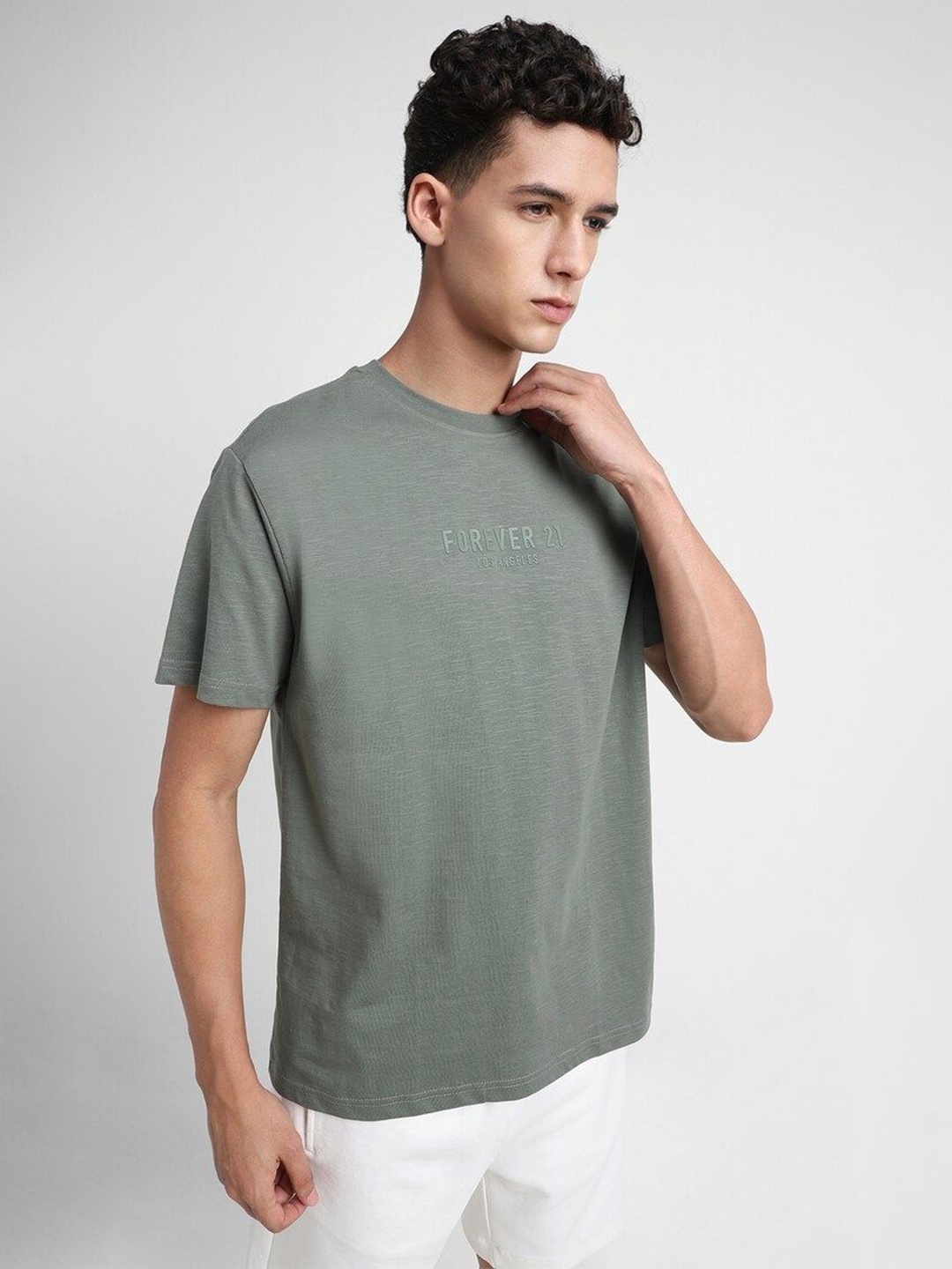 

FOREVER 21 Men Typography Raw Edge T-shirt, Green