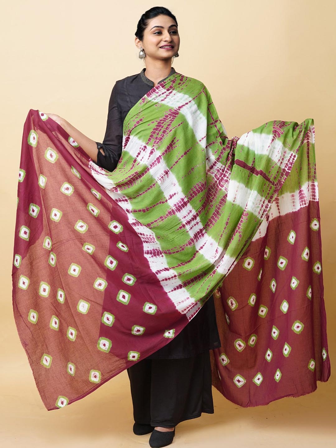 

Unnati Silks Bandhani Printed Cotton Dupatta, Green