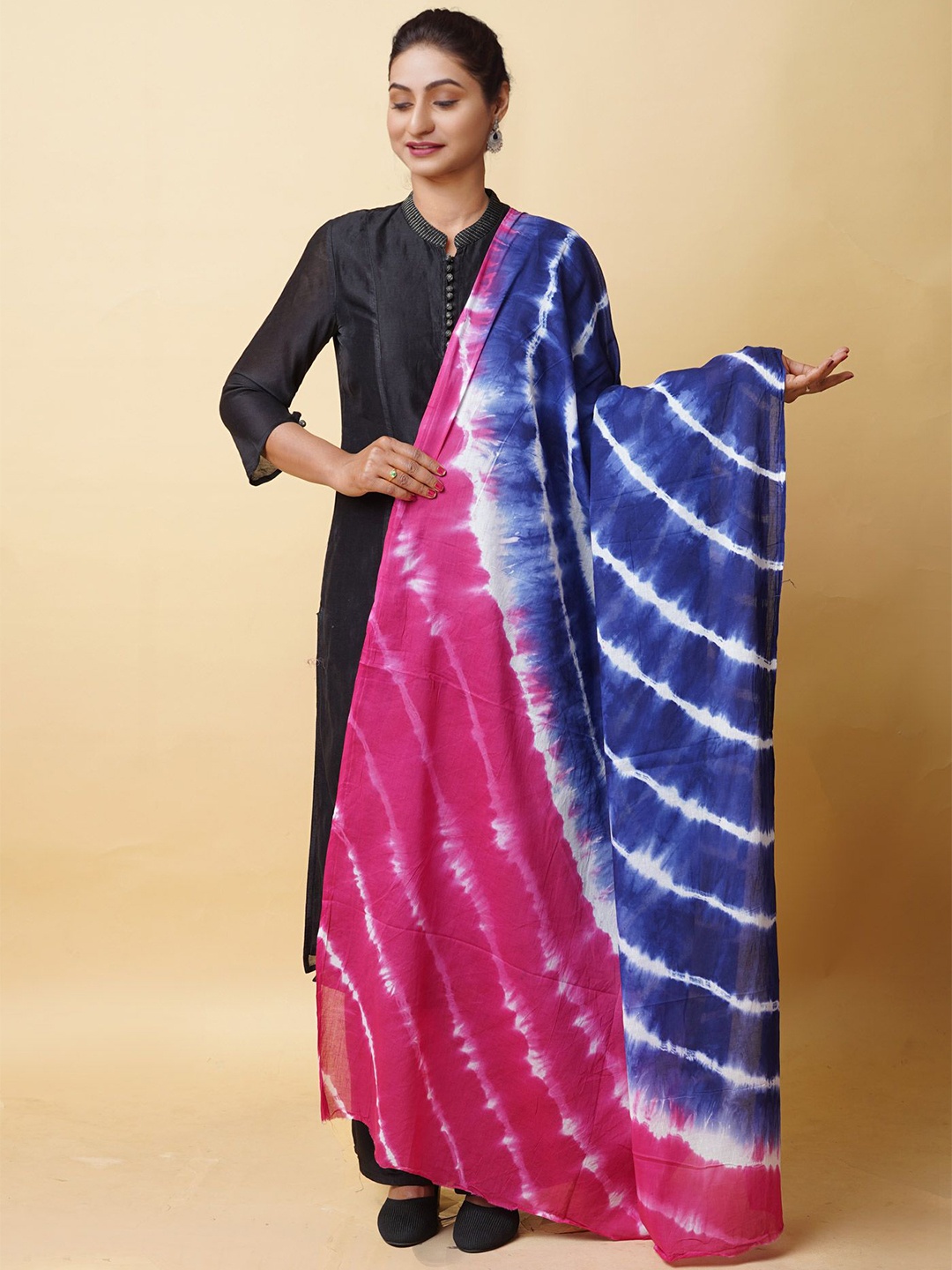 

Unnati Silks Tie and Dye Shibori Cotton Dupatta, Purple