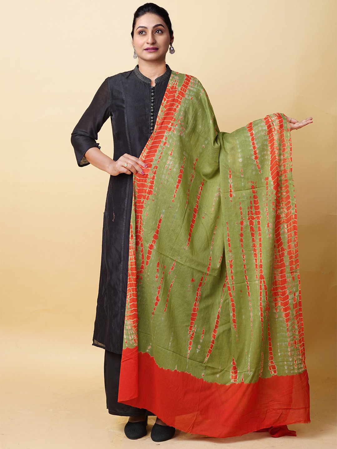 

Unnati Silks Tie and Dye Cotton Dupatta, Green