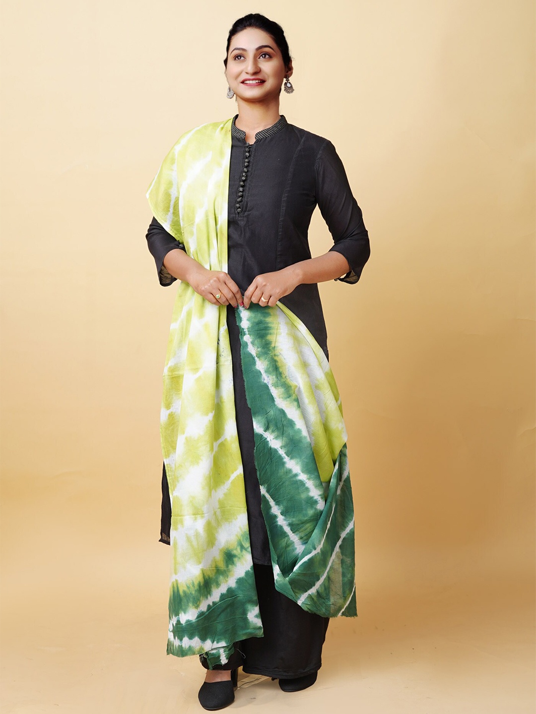 

Unnati Silks Leheriya Tie And Dye Shibori Printed Cotton Dupatta, Yellow