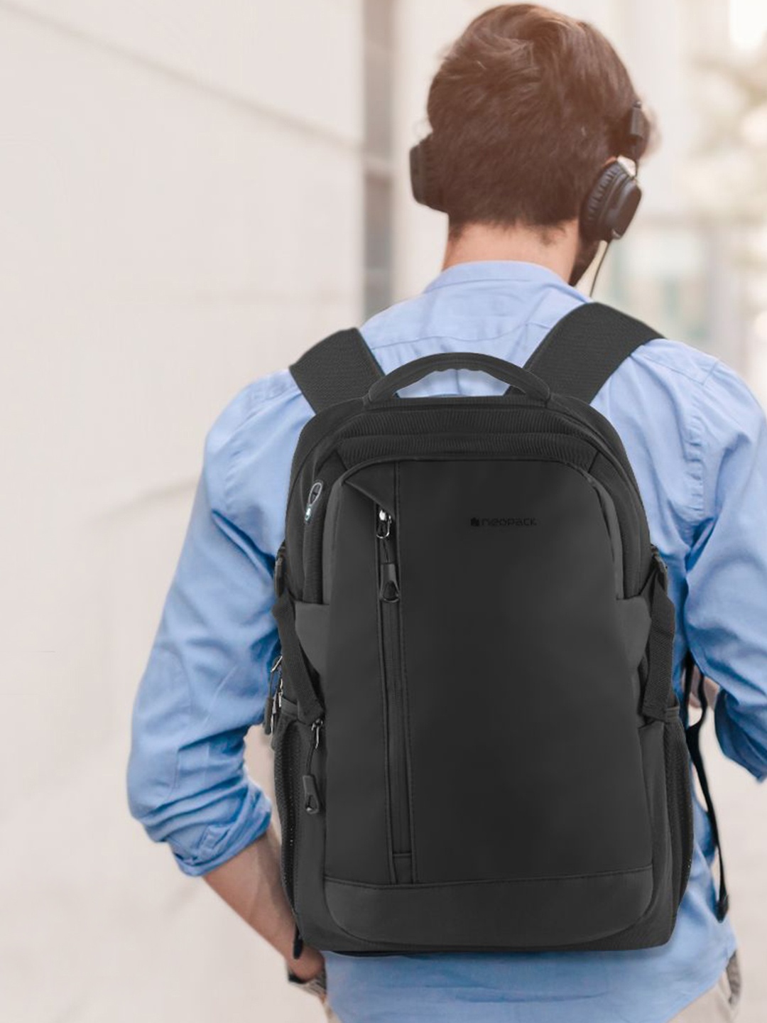 

NEOPACK Unisex Laptop Bag, Black