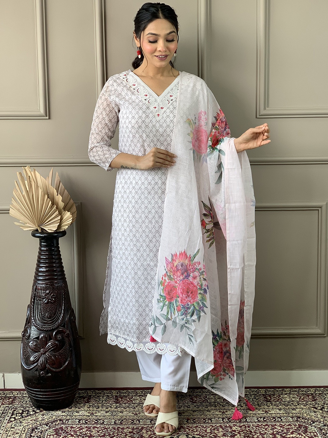 

KALINI Geometric Printed Thread Work Straight Kurta With Trouser & Dupatta, Off white