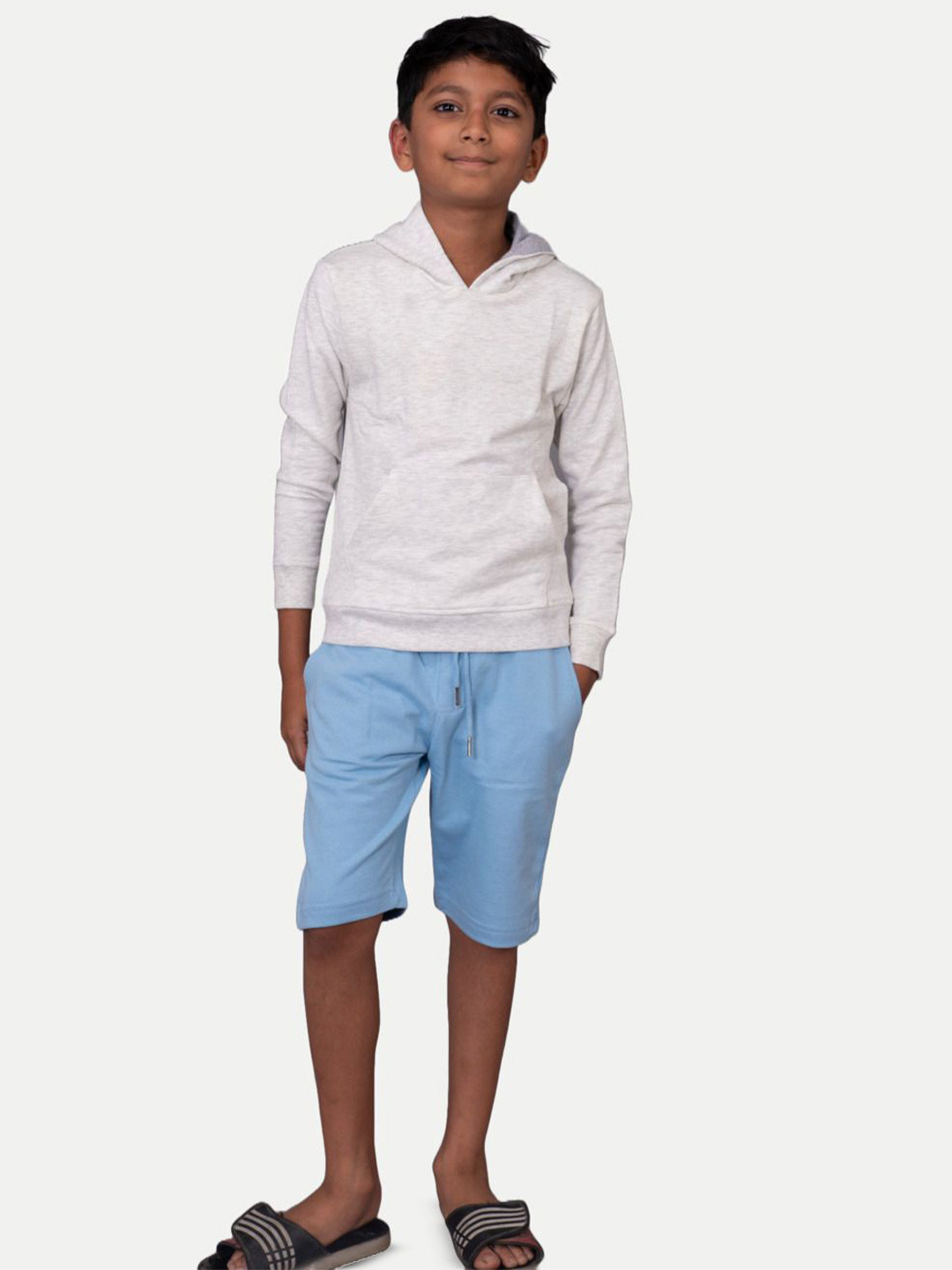 

BAESD Solid Boys Sweatshirt, White