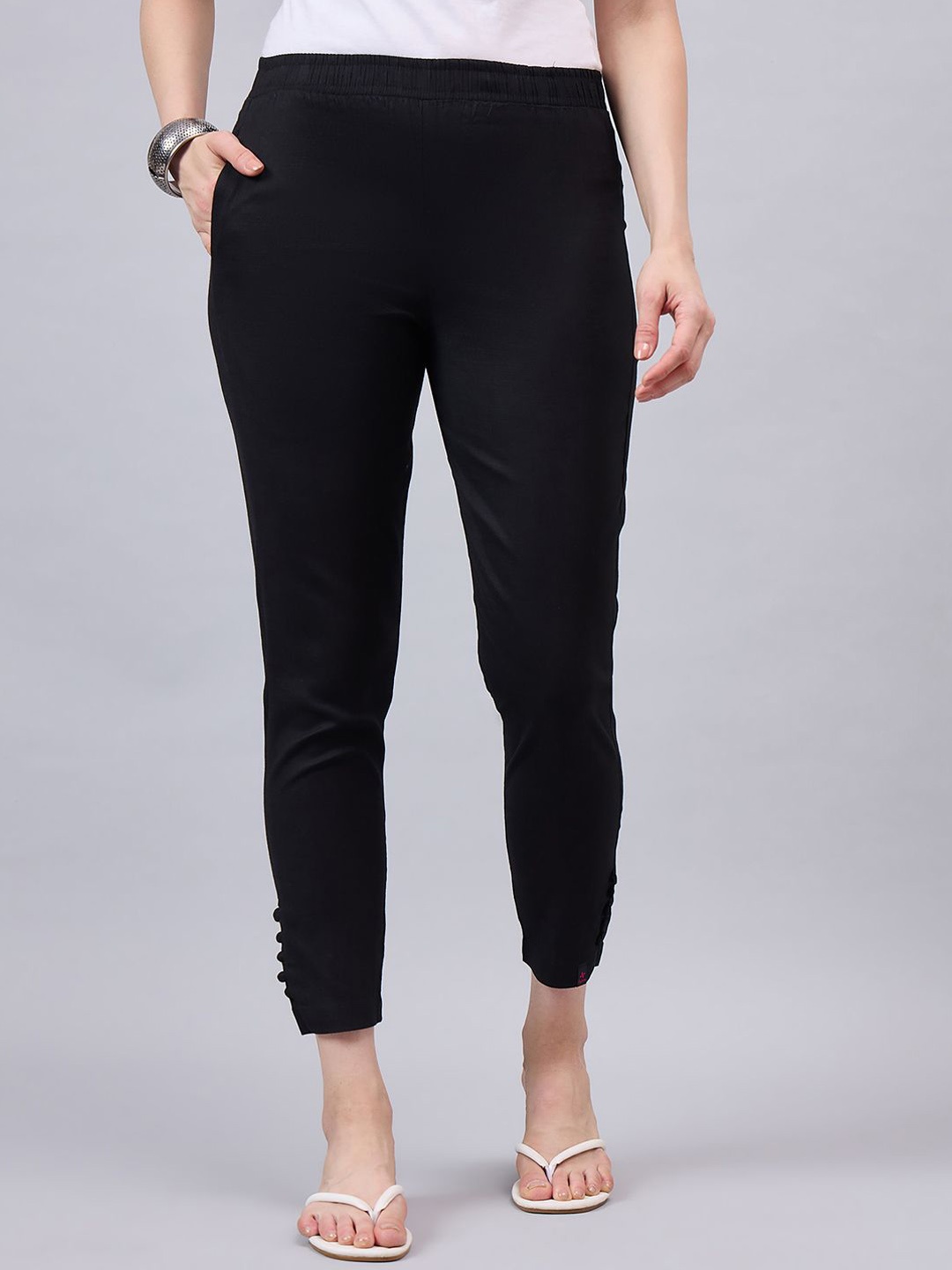 

THE PAJAMA FACTORY Women Relaxed Tapered Fit Joggers Trousers, Black