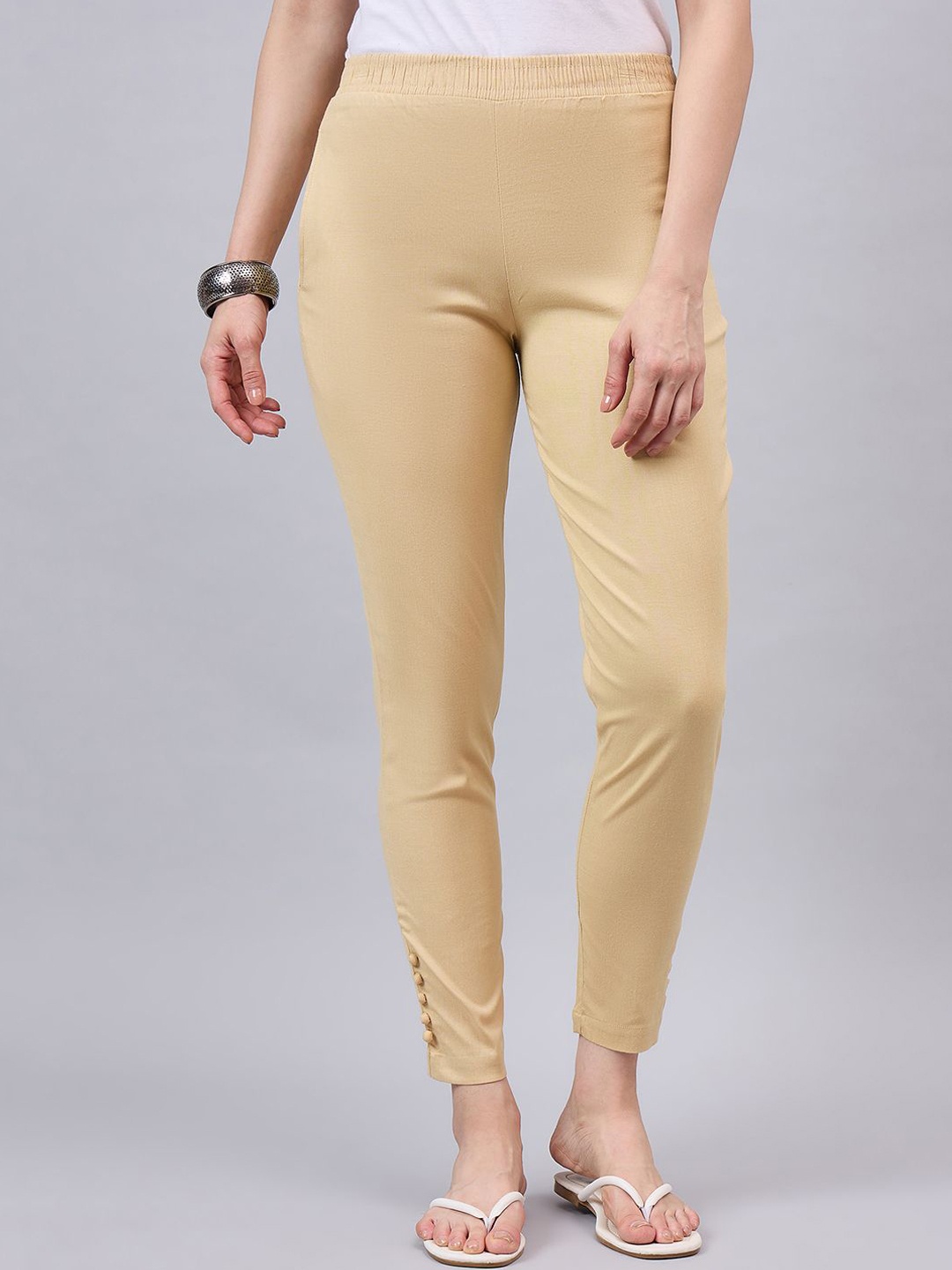 

THE PAJAMA FACTORY Women Relaxed Tapered Fit Trousers, Nude