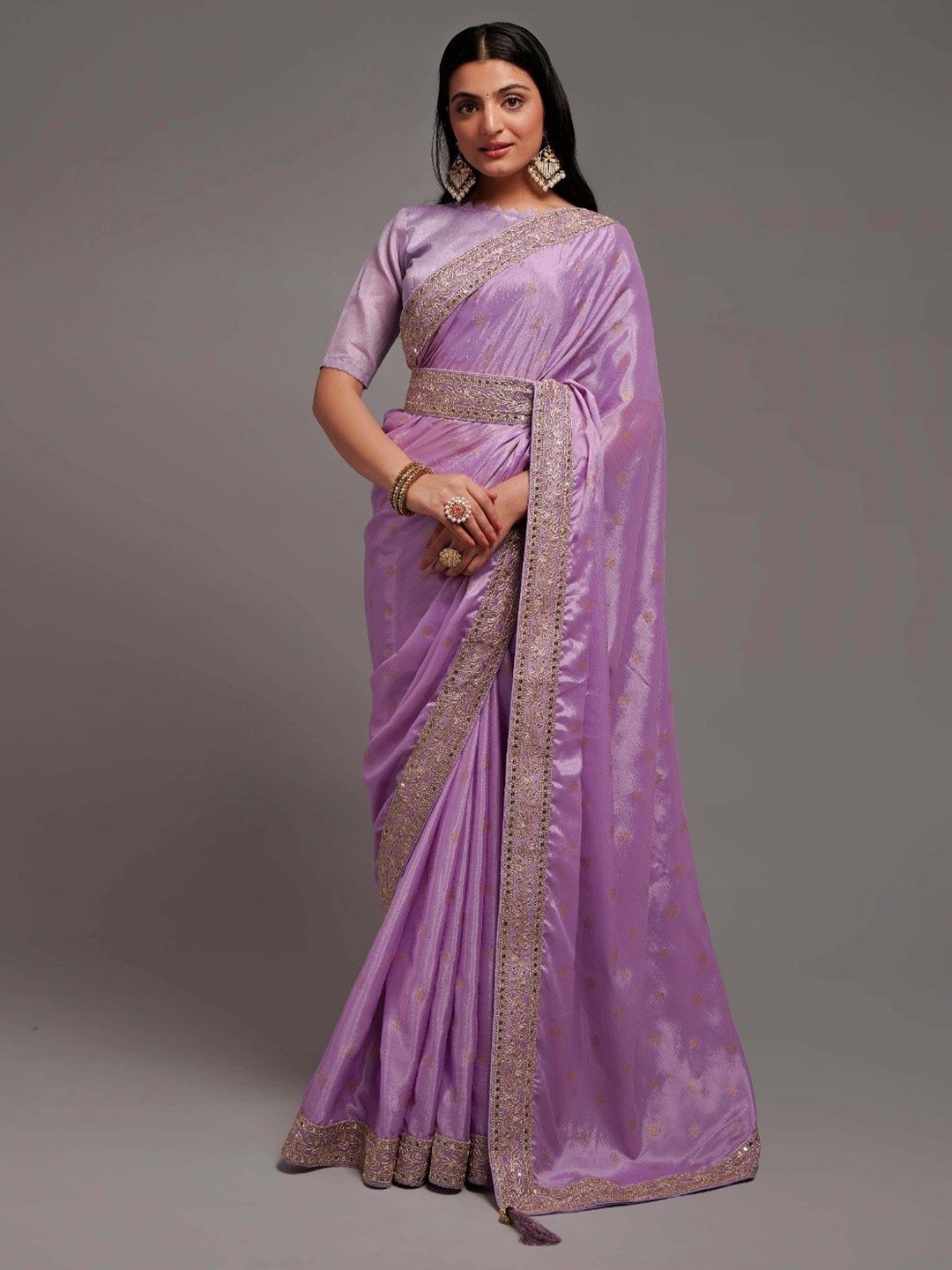 

ZIBLON Ethnic Motifs Sequinned Saree, Lavender