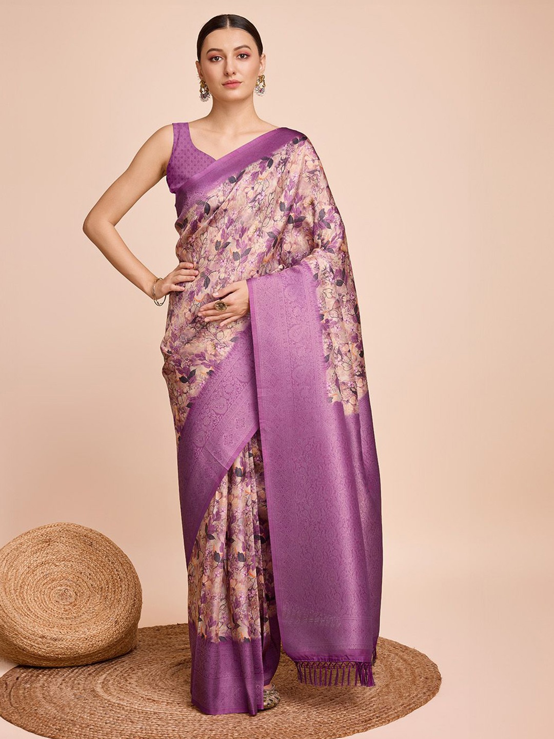 

LeeliPeeri Designer Floral Zari Kanjeevaram Saree, Purple