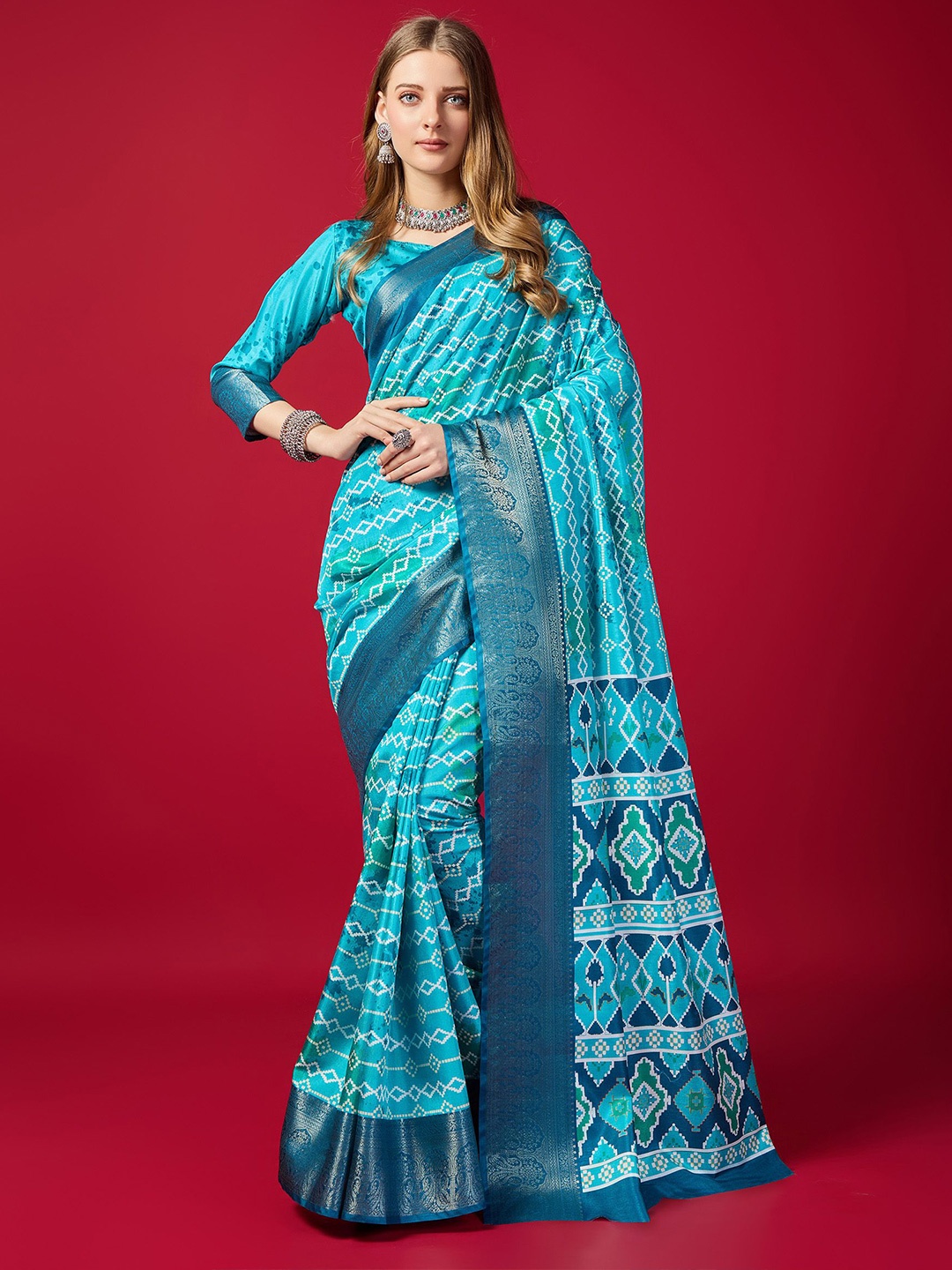

Fashion FRICKS Zari Digital Printed Saree, Blue
