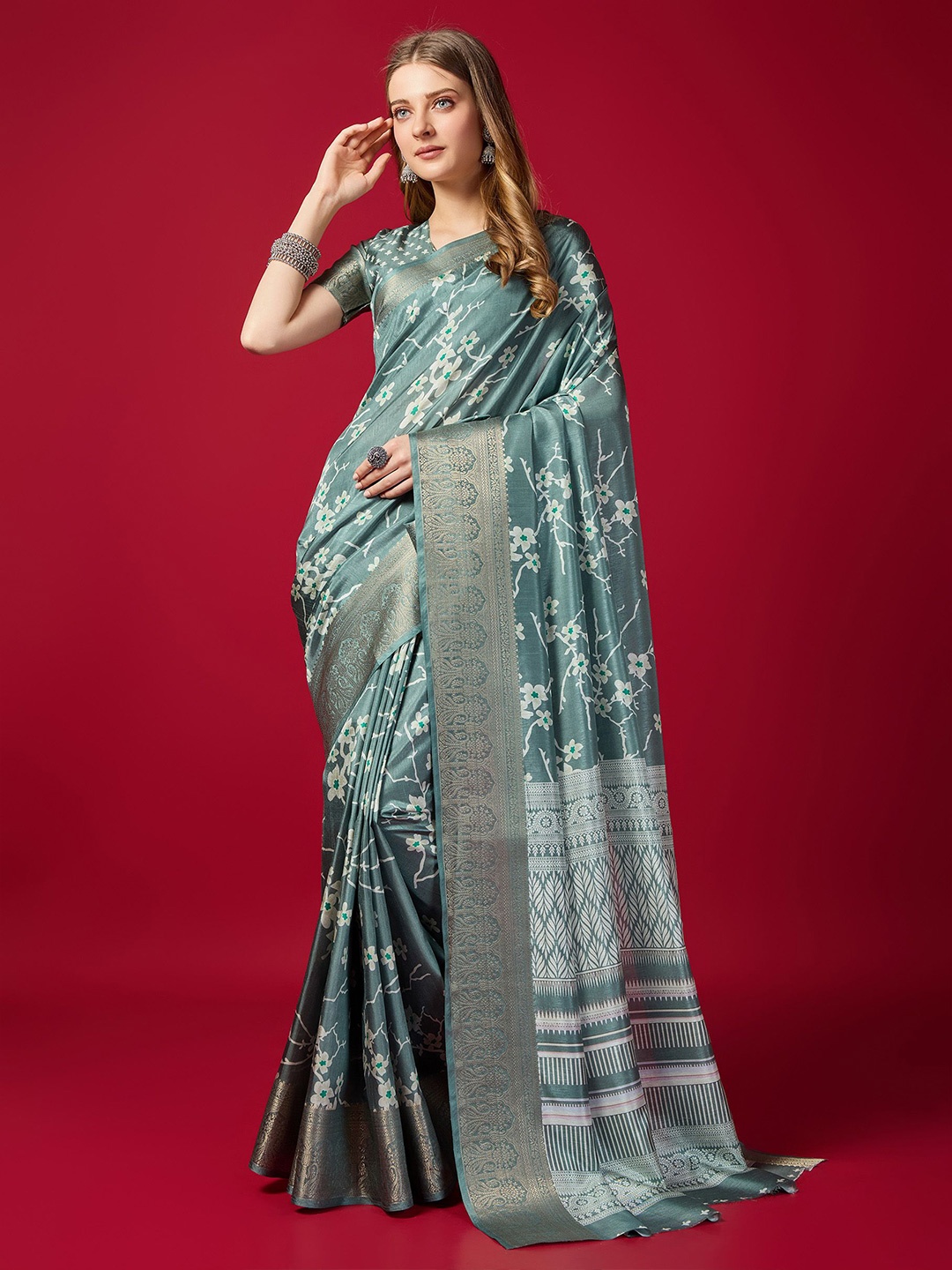 

Fashion FRICKS Floral Printed Saree, Green